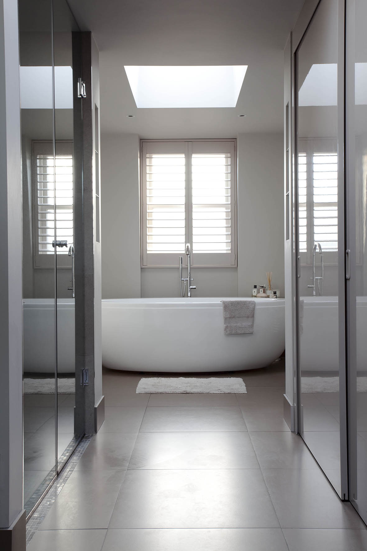 London interior designer creates luxury bathroom