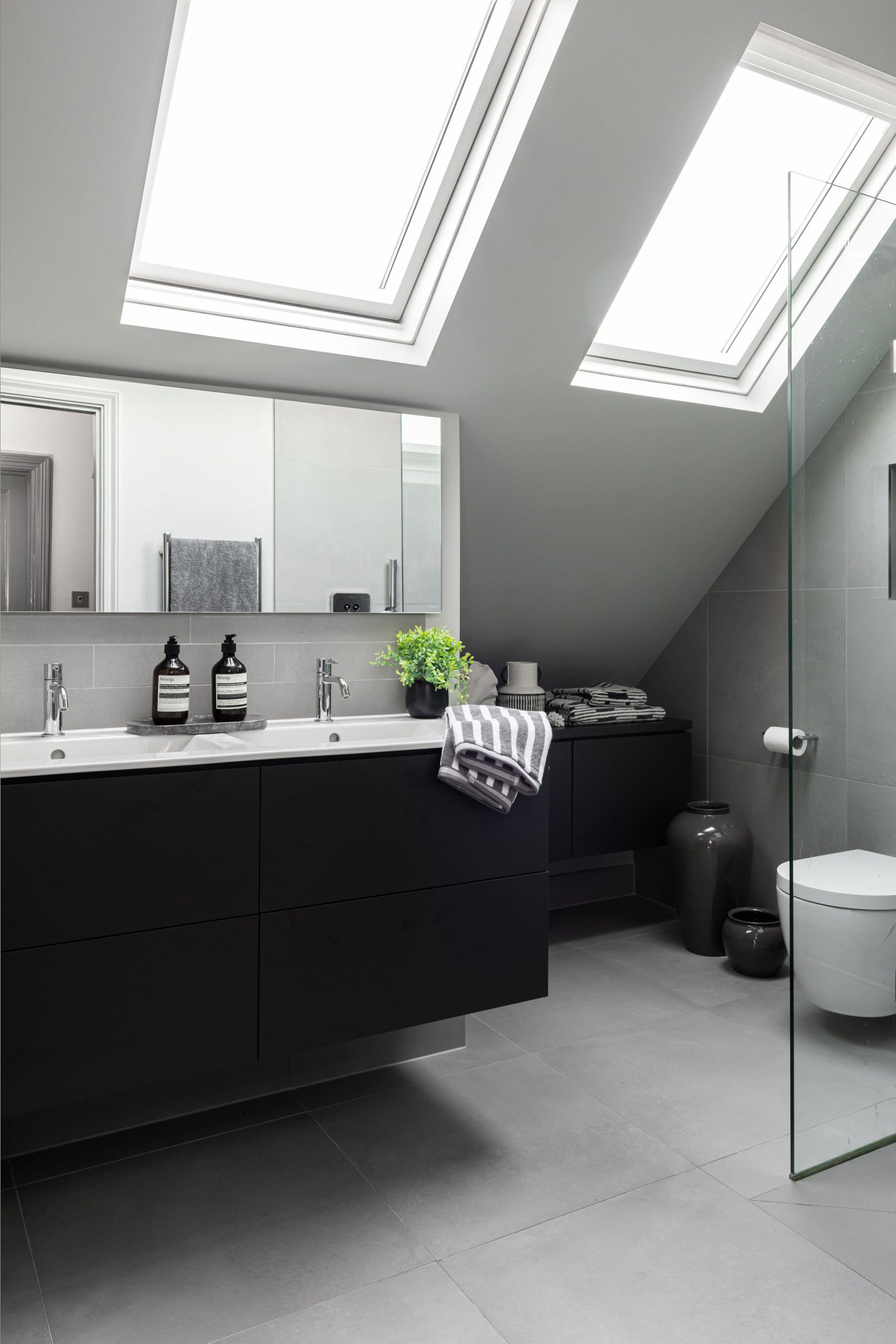 Master ensuite wet room in Wimbledon Village designed by Emma Green