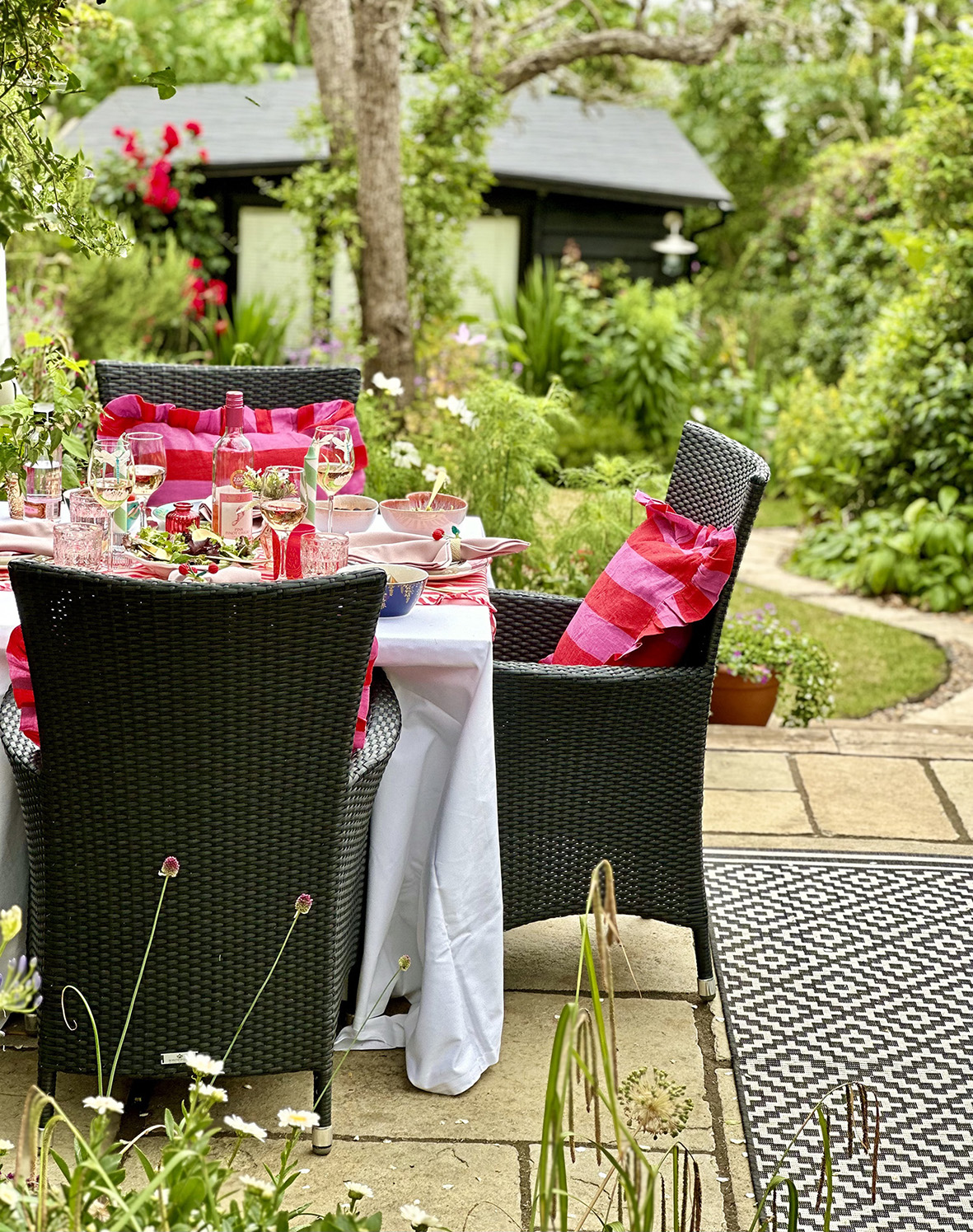 Style & Decor blogger Sarah's garden and table set for lunch